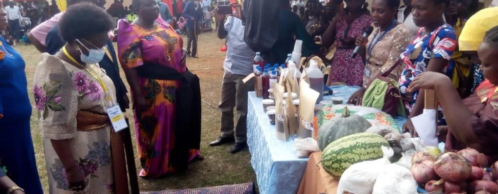 Guest of Honor Inspects some of the stuff presented by Women enterprises